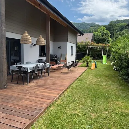 Duingt, Maison 165m2, Jardin 8pers *